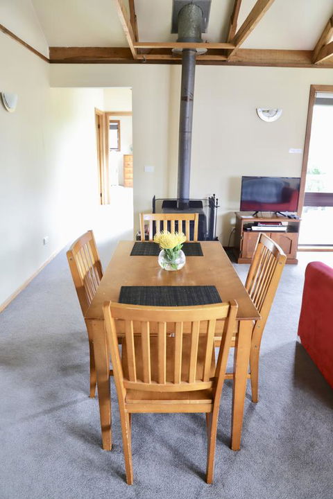 Red Ceder Cottage - Great Ocean Road - Port Campbell - Go Out 15