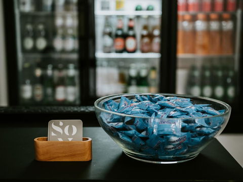 SoYa Apartment Hotel - Pubs and Clubs 12