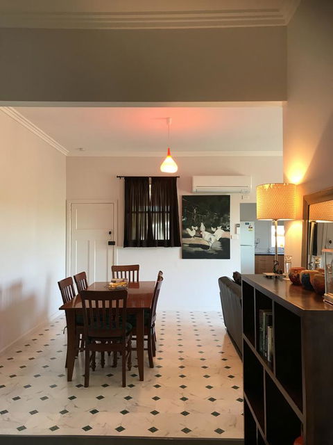 Hillâ€™s Creek Holiday Home - Go Out 9