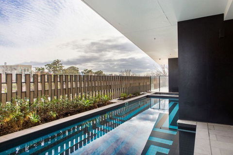 Complete Host 50 Claremont St Apartments - Pubs and Clubs 0