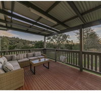 Gracemont Boutique Accommodation - Pubs and Clubs