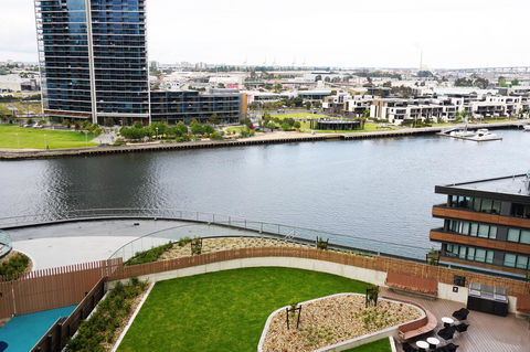 Auzzie Apartments Docklands, Melbourne - Pubs and Clubs 10