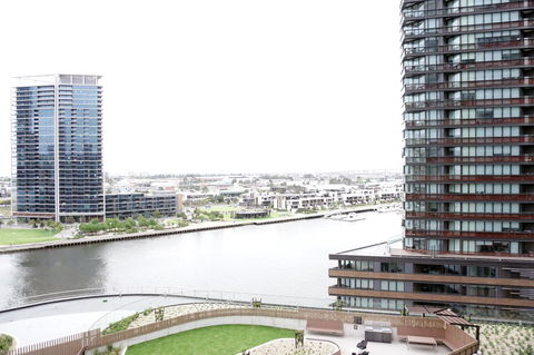 Auzzie Apartments Docklands, Melbourne - Pubs and Clubs 6