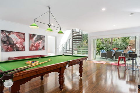 Moonah Woodlands Resort - Pubs and Clubs 15