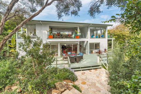 Moonah Woodlands Resort - Pubs and Clubs 1