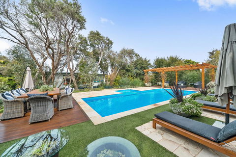 Moonah Woodlands Resort - Pubs and Clubs 0