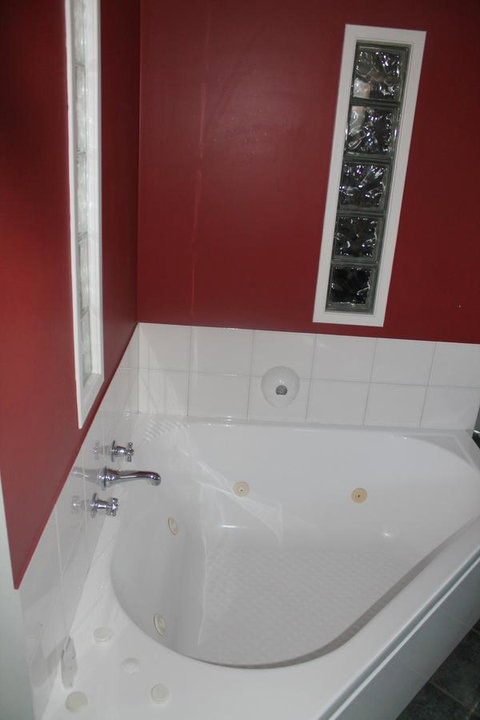 Rochester Motel - Go Out 14