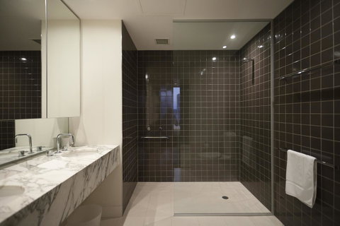 Melbourne Luxury Collection - Go Out 14
