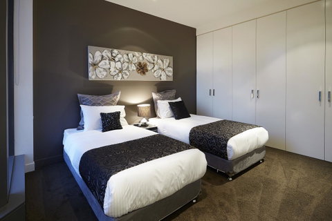 Melbourne Luxury Collection - Go Out 16