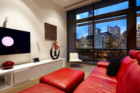 Melbourne Luxury Collection - Go Out 19