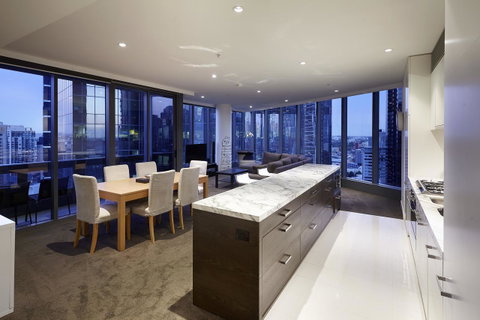Melbourne Luxury Collection - Go Out 9