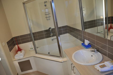 National Hotel Complex Bendigo - Pubs and Clubs 22