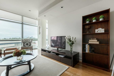 Great Southbank 2 Bedroom Netflix*WIFI*Parking - Go Out 8
