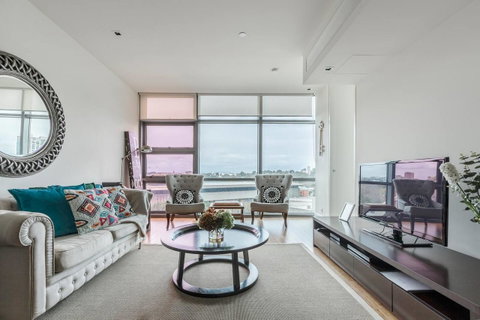 Great Southbank 2 Bedroom Netflix*WIFI*Parking - Go Out 1