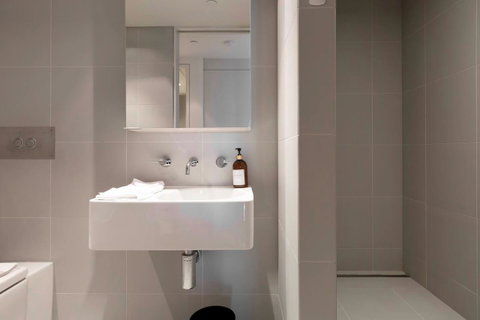 Great Southbank 2 Bedroom Netflix*WIFI*Parking - Go Out 33