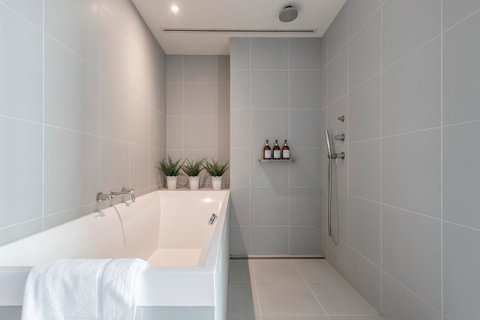 Great Southbank 2 Bedroom Netflix*WIFI*Parking - Go Out 24