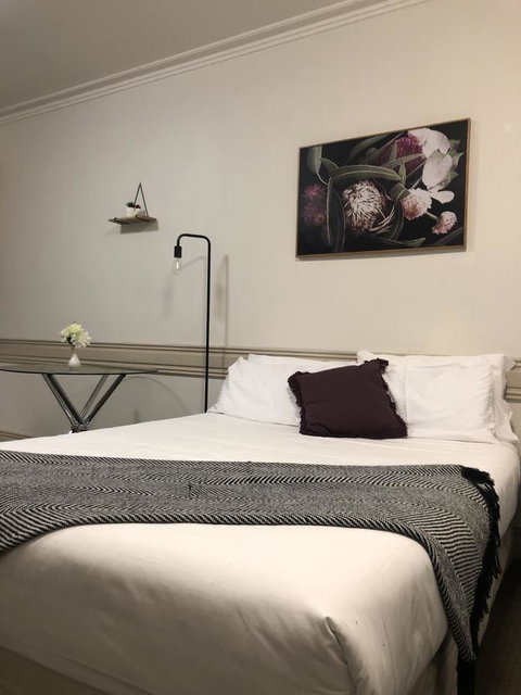 Beaumont Kew Apartments - Go Out 34