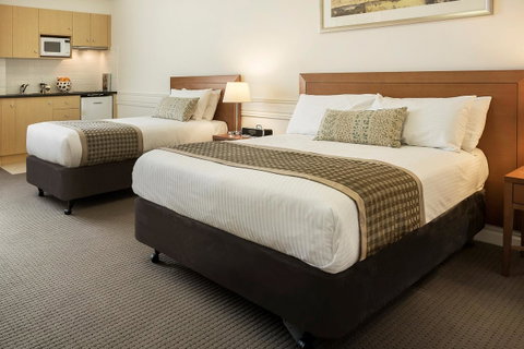 Beaumont Kew Apartments - Go Out 31