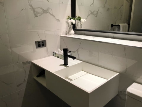 Beaumont Kew Apartments - Go Out 16
