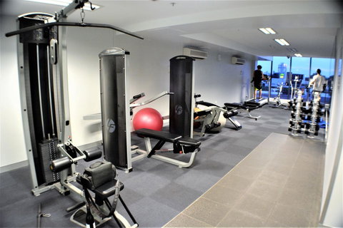 Royal Stays Apartments - Clarendon St - Go Out 8