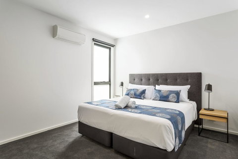 Blairgowrie Apartment 2 - On The Beach - Go Out 6