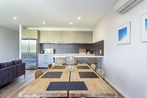 Blairgowrie Apartment 2 - On The Beach - Go Out 2