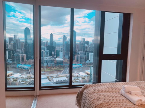 Southbank Seaview Apartment - Go Out 13