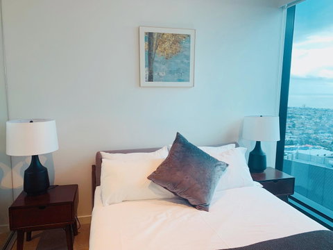 Southbank Seaview Apartment - Go Out 7