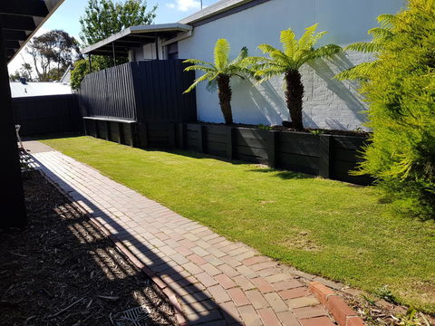 Mysa Anglesea Sleeps 7 WiFi SmartTV Cafes Shops - Pubs and Clubs 16