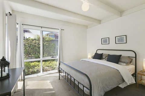 Mysa Anglesea Sleeps 7 WiFi SmartTV Cafes Shops - Pubs and Clubs 6