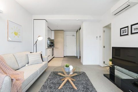 Complete Host Leopold Apartments - Pubs and Clubs 8