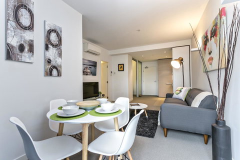 Complete Host Leopold Apartments - Pubs and Clubs 19