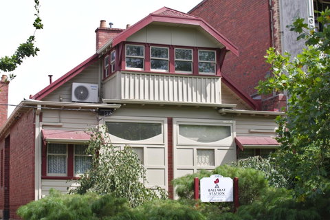 Ballarat Station Apartments - Pubs and Clubs 3