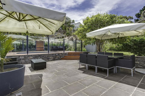Heather's Hideaway Sorrento - Pubs and Clubs 2