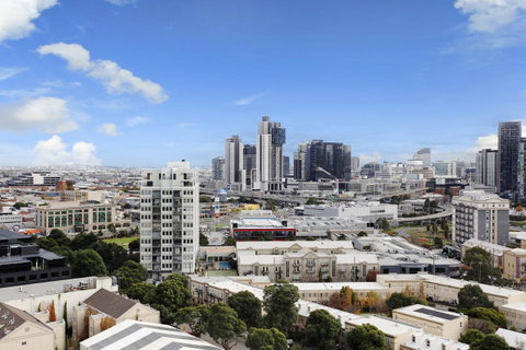 Corporate Keys - Elm Apartments - Go Out 15