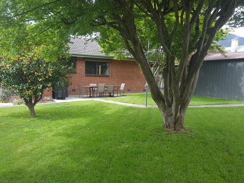 Juliet House - Pubs and Clubs 22