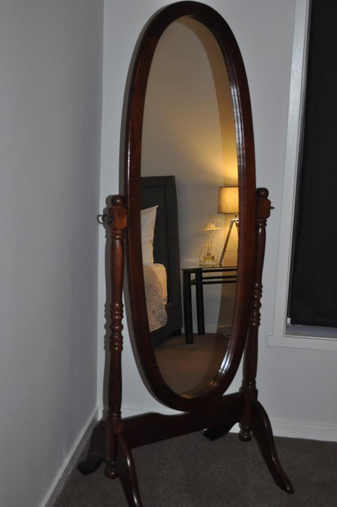 Juliet House - Pubs and Clubs 3