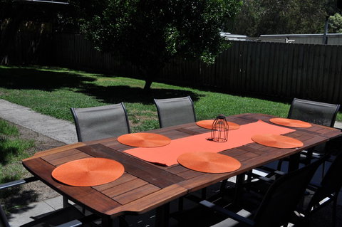 Juliet House - Pubs and Clubs 19