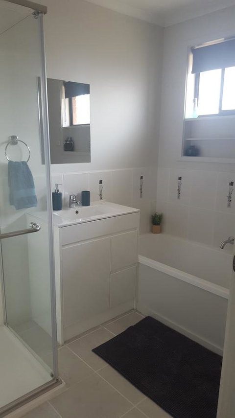 Juliet House - Pubs and Clubs 14