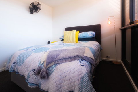 Waterfront Apt 234 Marinaquays - Go Out 18