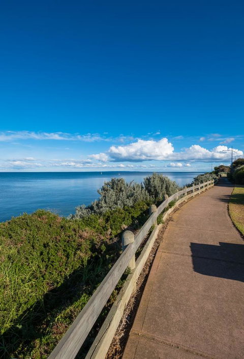 Waterfront Apt 234 Marinaquays - Go Out 33