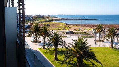 Waterfront Apt 234 Marinaquays - Go Out 3