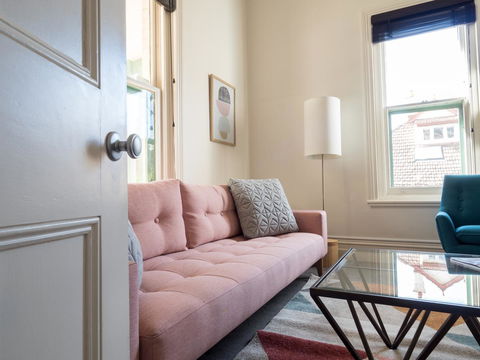 LittleStay Airlie - 2 Bedroom House - Pubs and Clubs 6