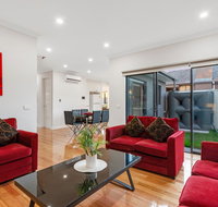 Biggs Villas Melbourne - Pubs and Clubs