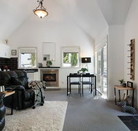 Cottage  4A - Pubs and Clubs