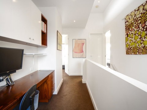 Boutique Stays - Maple On Kent - Go Out 15