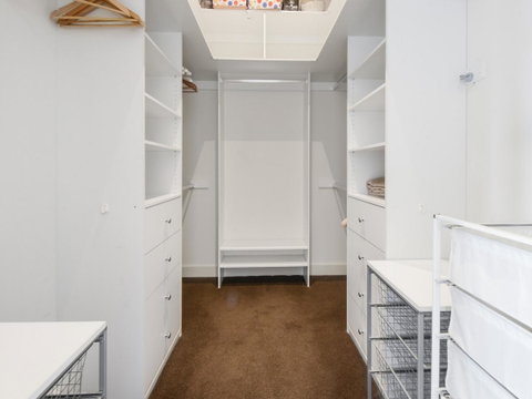 Boutique Stays - Maple On Kent - Go Out 11