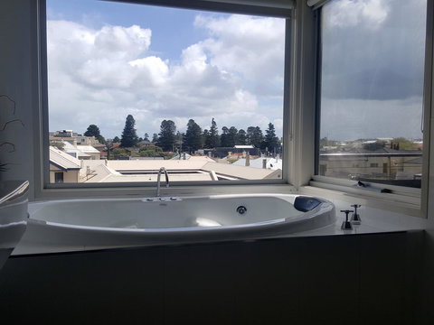 104 On Merri Apartments - Pubs and Clubs 22