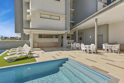Aquarius Kawana - Pubs and Clubs 3