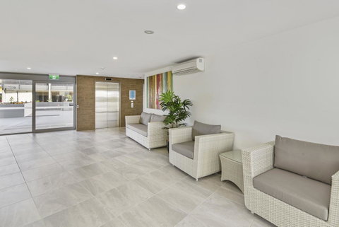 Aquarius Kawana - Pubs and Clubs 33